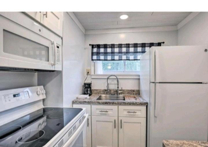 Little Peace Of Heaven Apartment Corning Exterior photo